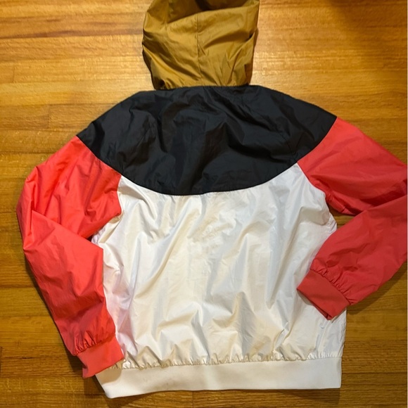 Nike Windbreaker Sportswear Windrunner Jacket Women's Size M (A2 - Picture 11 of 15